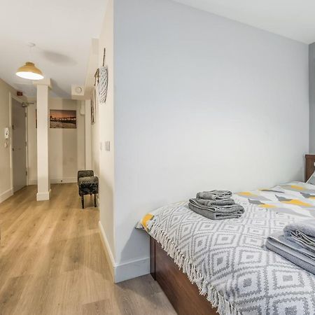 Relaxing & Cozy Studio Apartment - Oasis In The Heart Of Edinburgh - Sleeps Up To 3 Guests Buitenkant foto